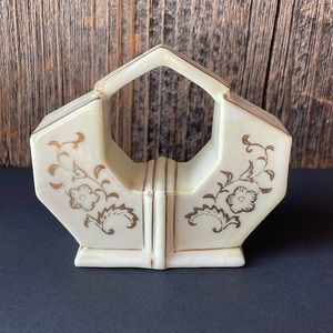 Collectible Salt and Pepper Shaker Set, Vintage Item